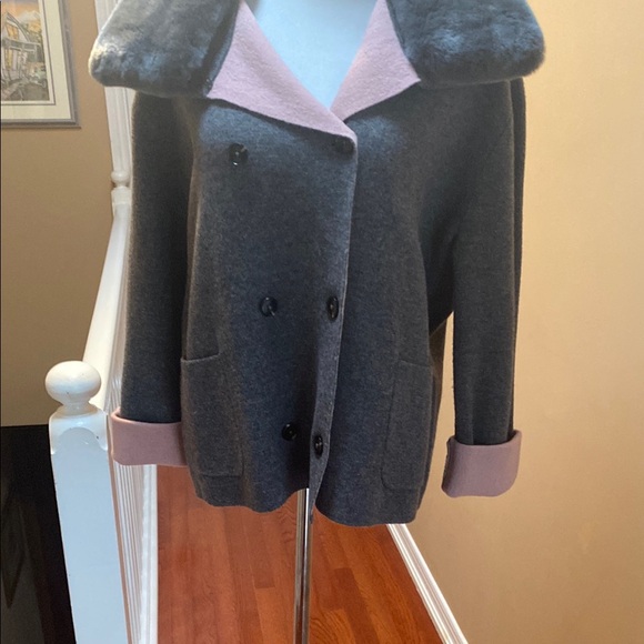 Chic Gray and Pink Fur Collar Coat - Picture 4 of 9